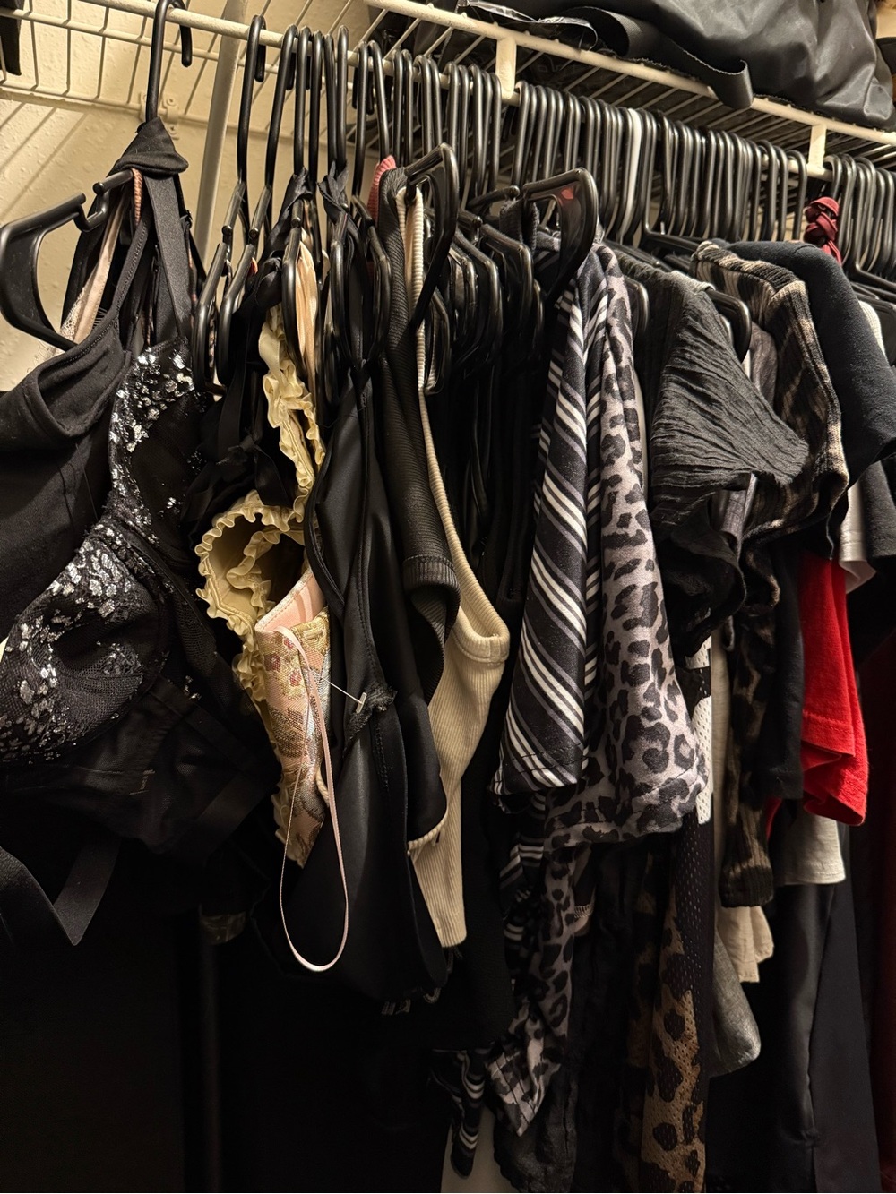 20 piece mystery box closet clean out ✨🖤